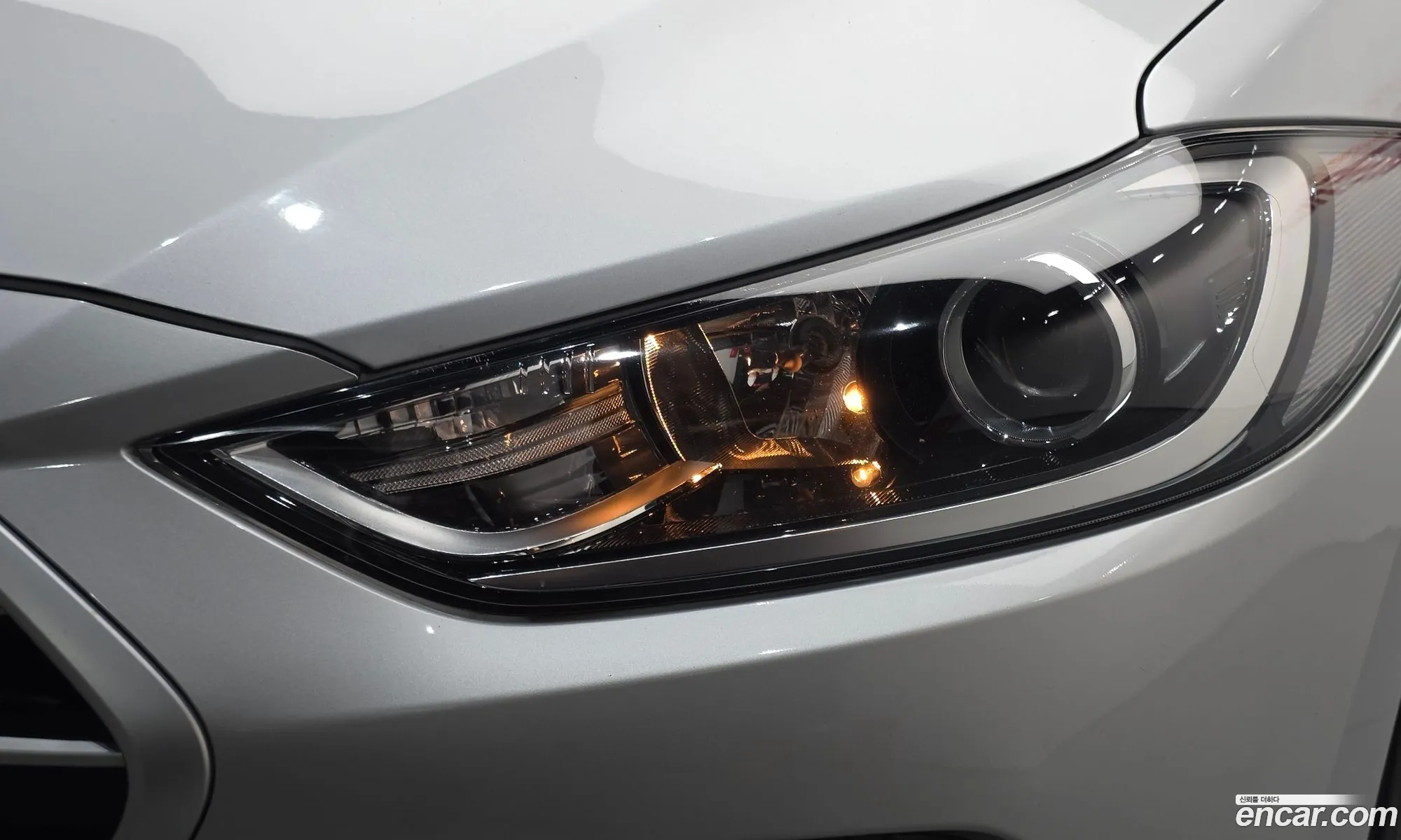 Hyundai Elantra AD 2015 — 16