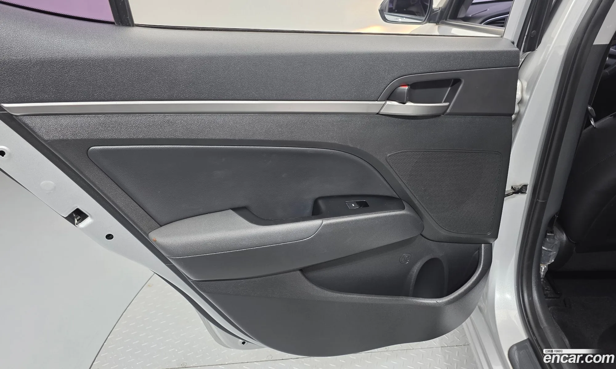 Hyundai Elantra AD 2015 — 27