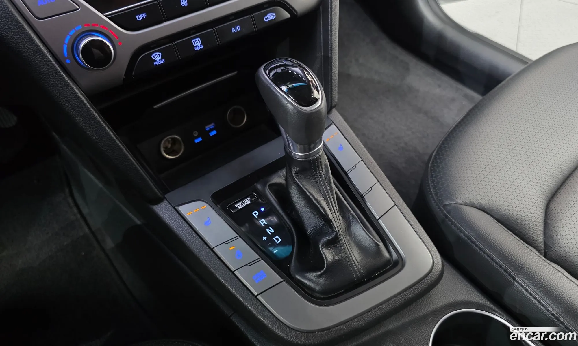 Hyundai Elantra AD 2015 — 2
