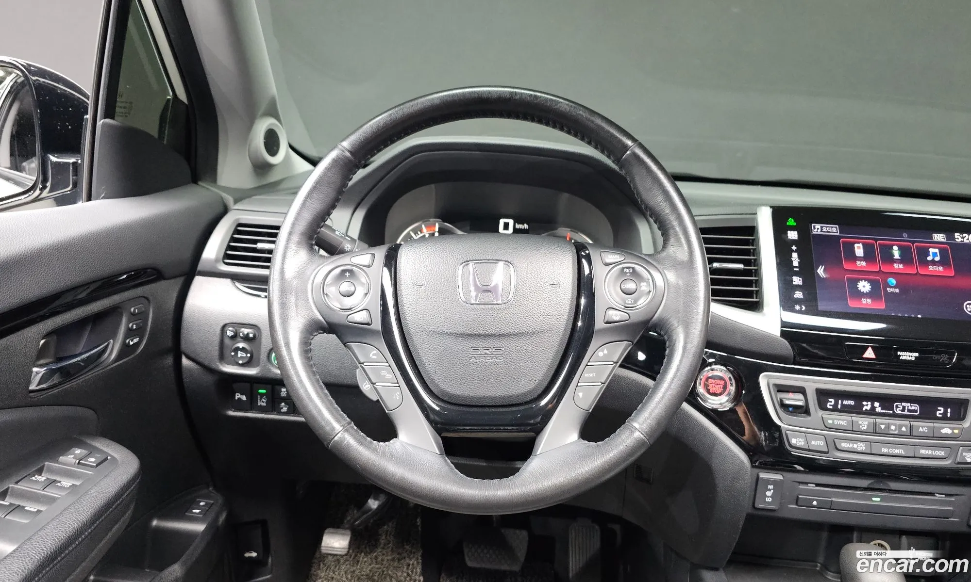 Honda Pilot 2015 5FNYF6850GB201008 — 2