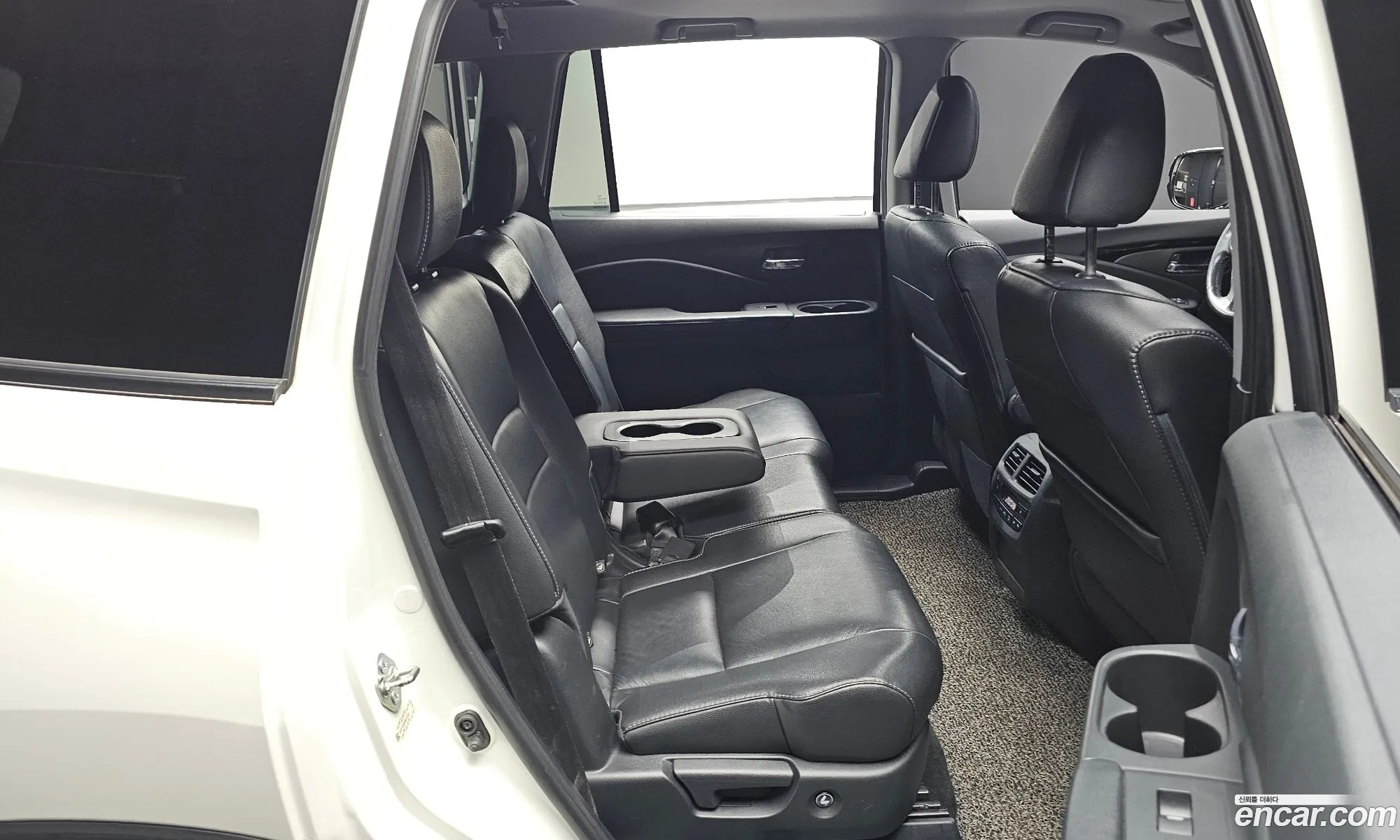 Honda Pilot 2015 5FNYF6850GB201008 — 11