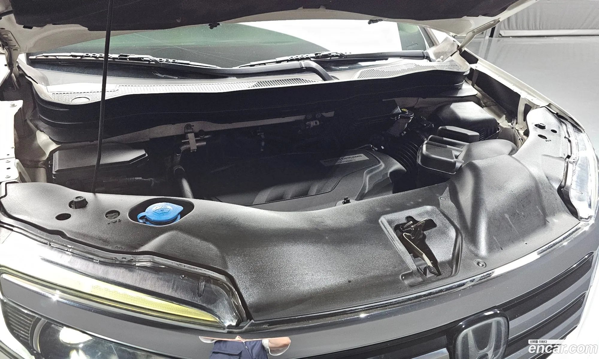 Honda Pilot 2015 5FNYF6850GB201008 — 15
