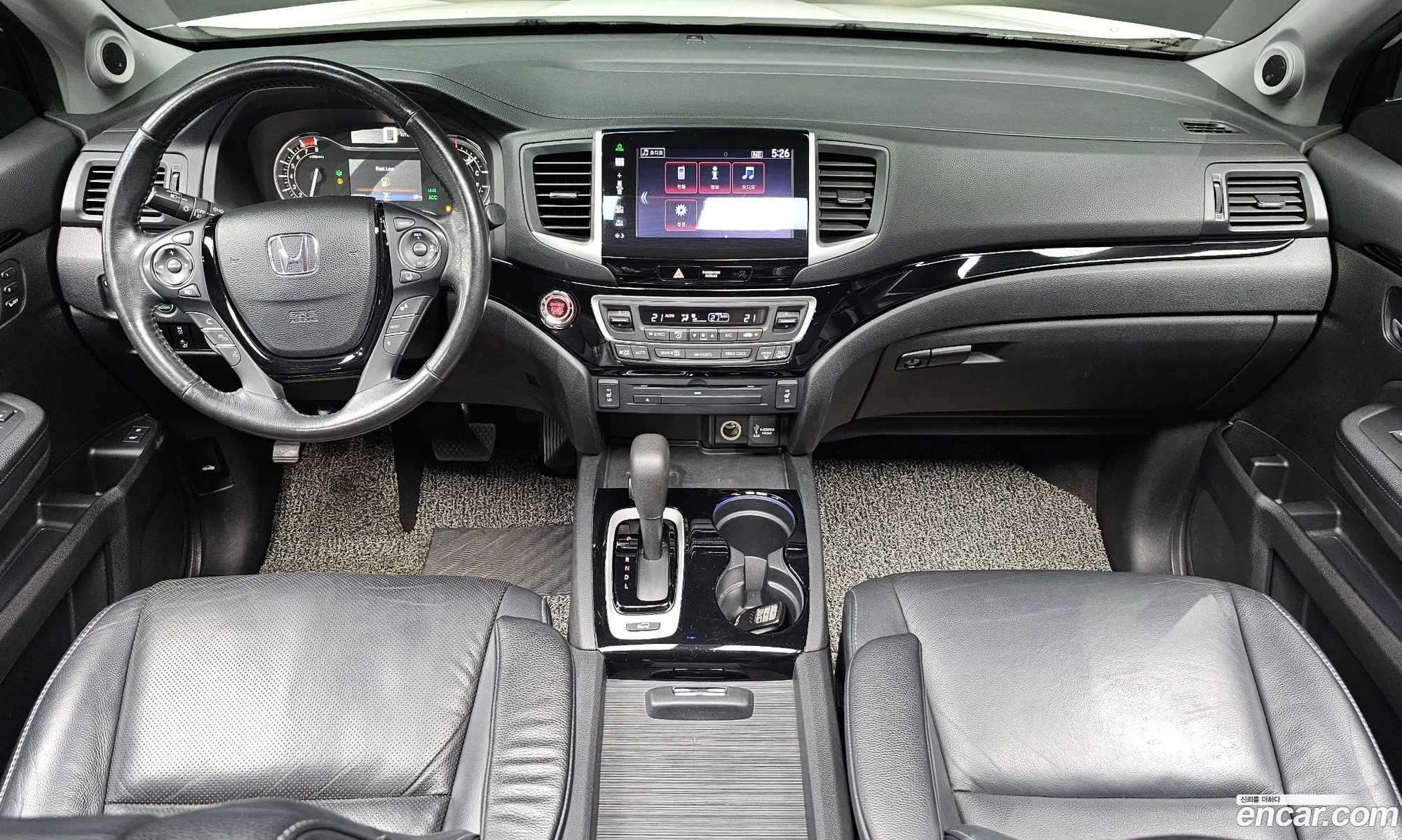 Honda Pilot 2015 5FNYF6850GB201008 — 17