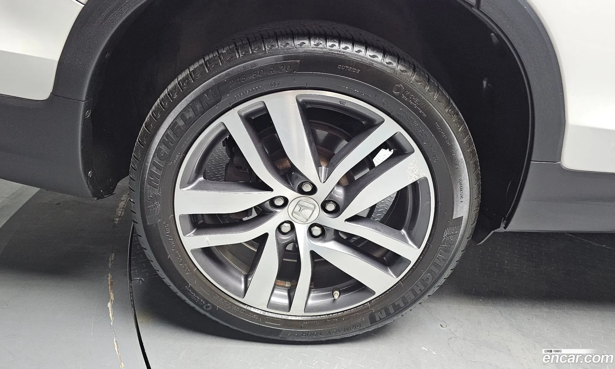 Honda Pilot 2015 5FNYF6850GB201008 — 14