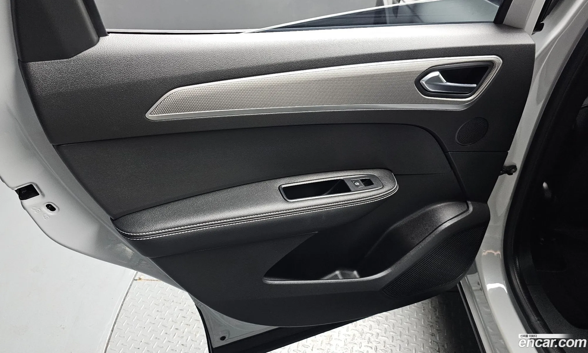 Renault Korea (Samsung) XM3 2023 — 12