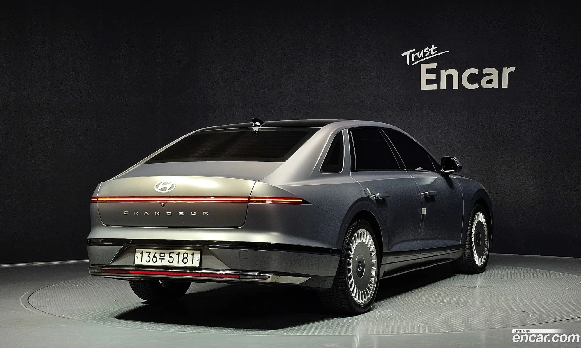 Hyundai Grandeur 2023 — 34