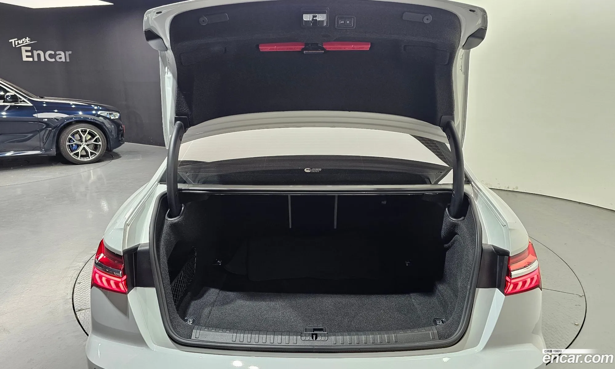 Audi A6 2023 WAUZZZF20PN050370 — 4