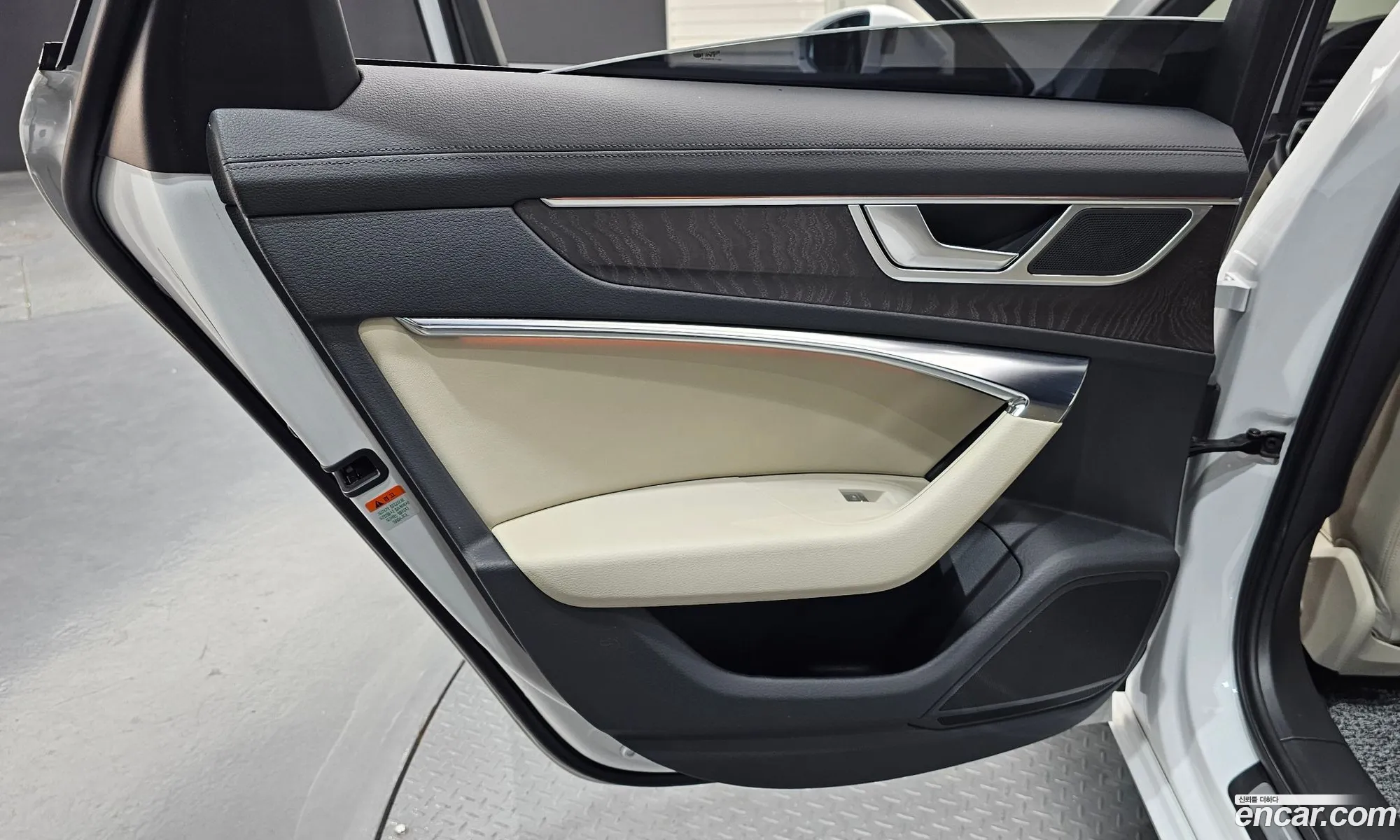Audi A6 2023 WAUZZZF20PN050370 — 18