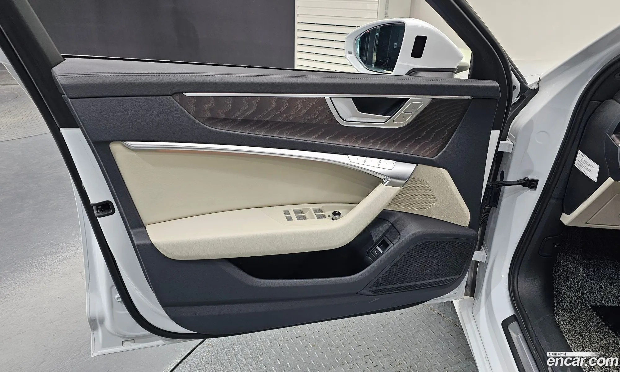 Audi A6 2023 WAUZZZF20PN050370 — 22