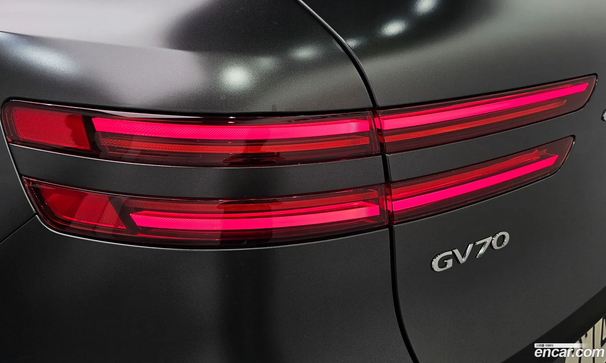 Genesis GV70 2024 — 28