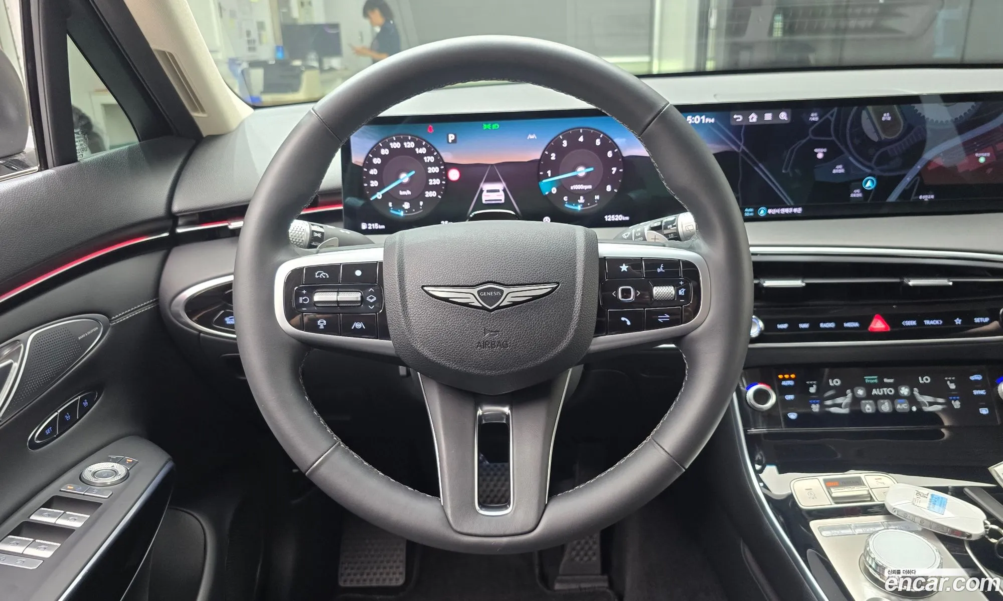 Genesis GV70 2024 — 16