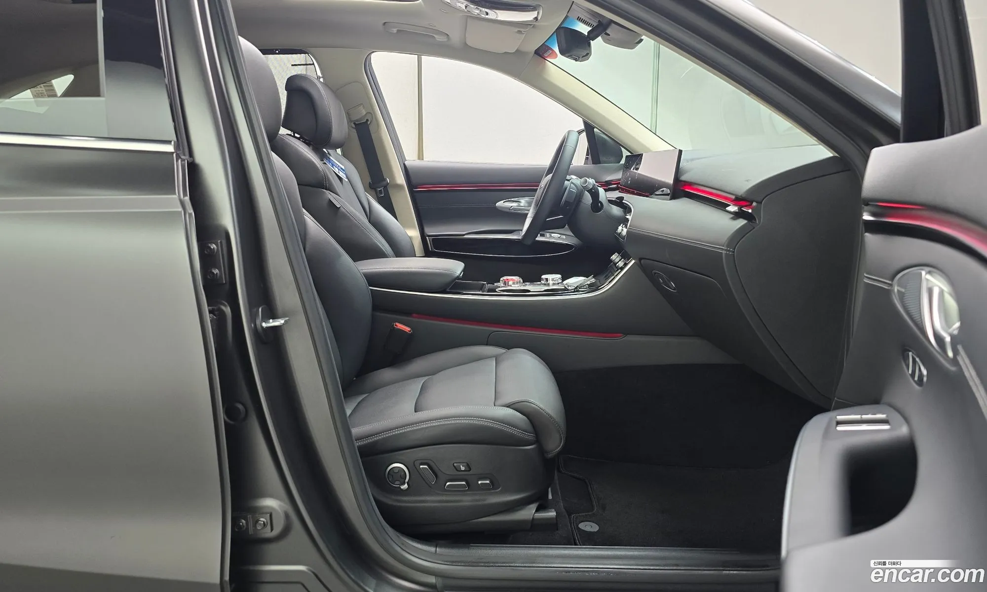 Genesis GV70 2024 — 29