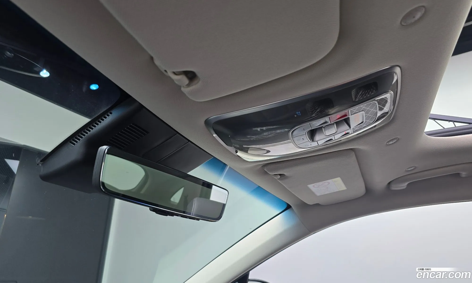 Genesis GV70 2024 — 24