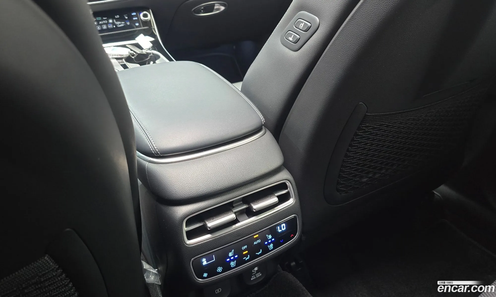 Genesis GV70 2024 — 27