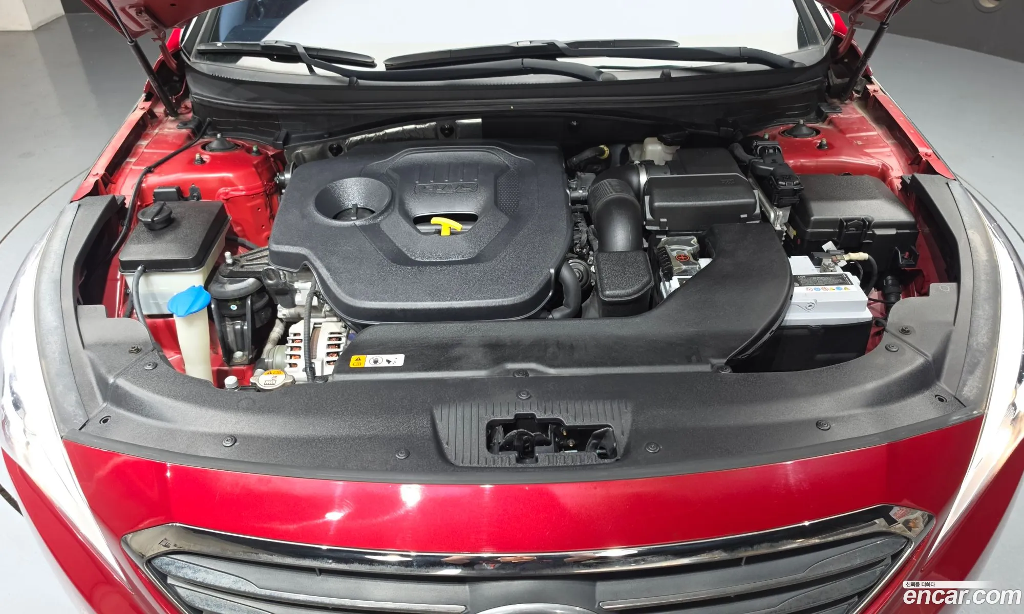 Hyundai LF Sonata 2014 — 14