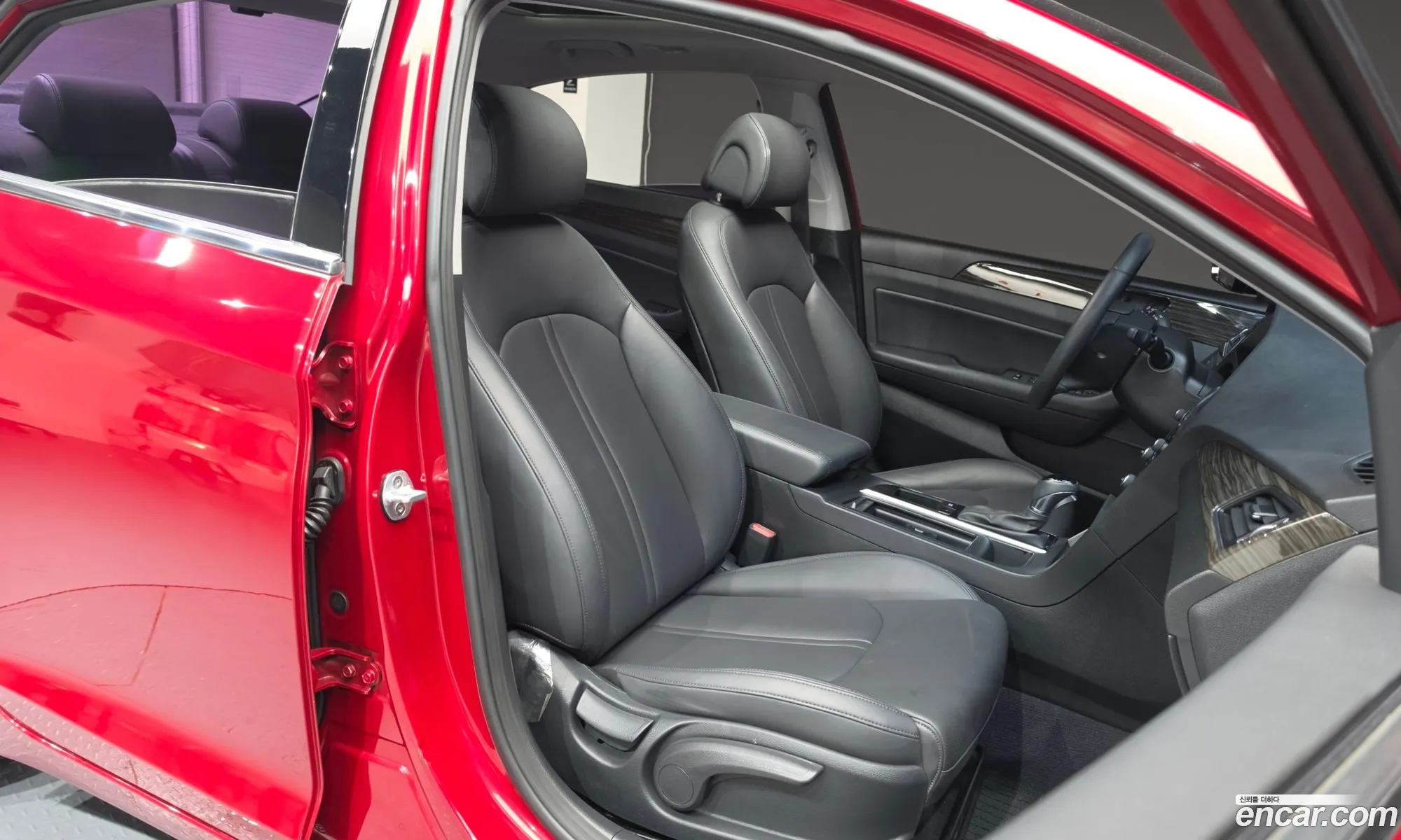 Hyundai LF Sonata 2014 — 9