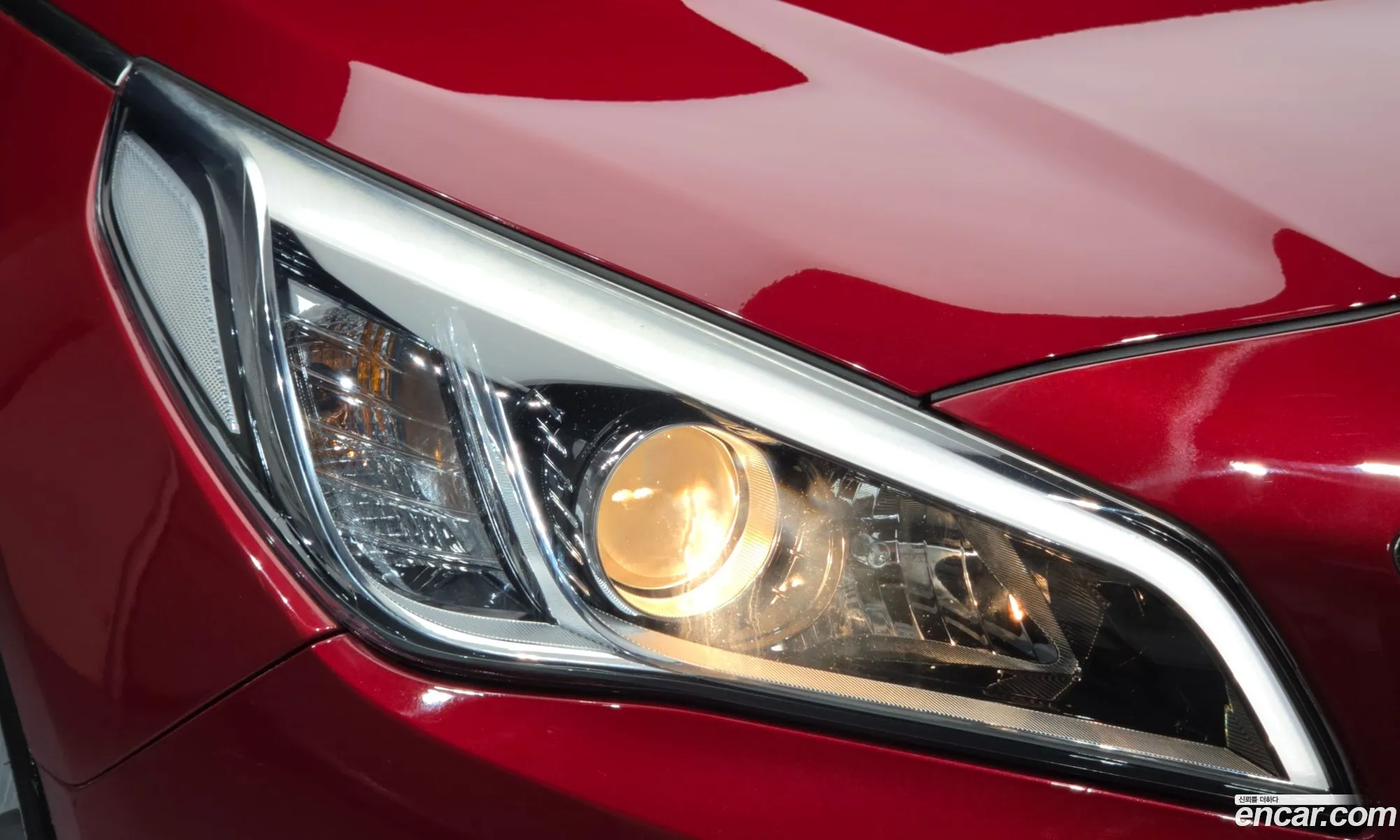 Hyundai LF Sonata 2014 — 13