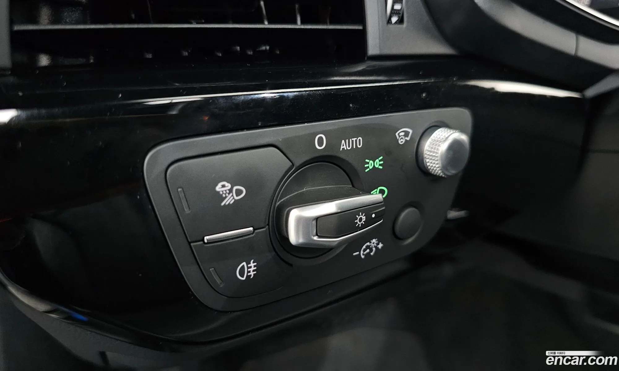 Audi A4 2020 WAUZZZF48LA053147 — 21