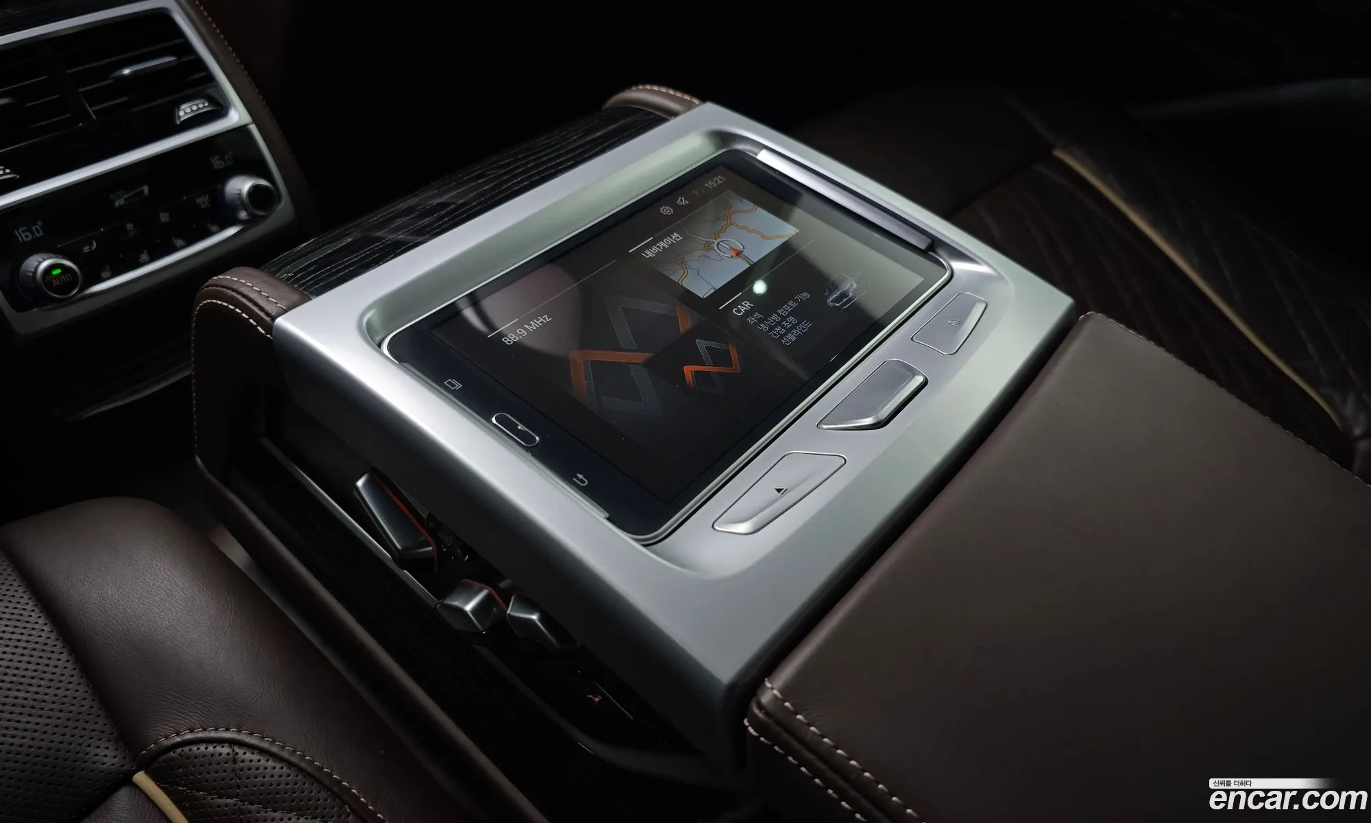 BMW 7 Series 2020 — 11