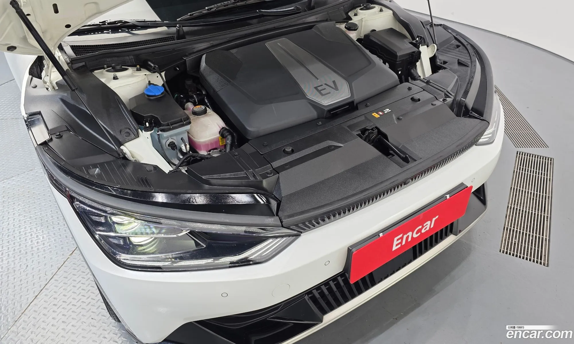 Kia EV6 2022 — 18