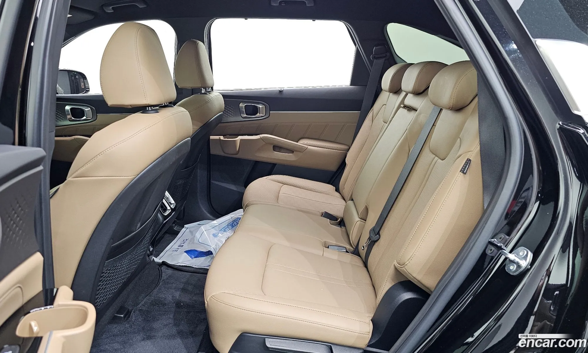 Kia Sorento 2024 — 16