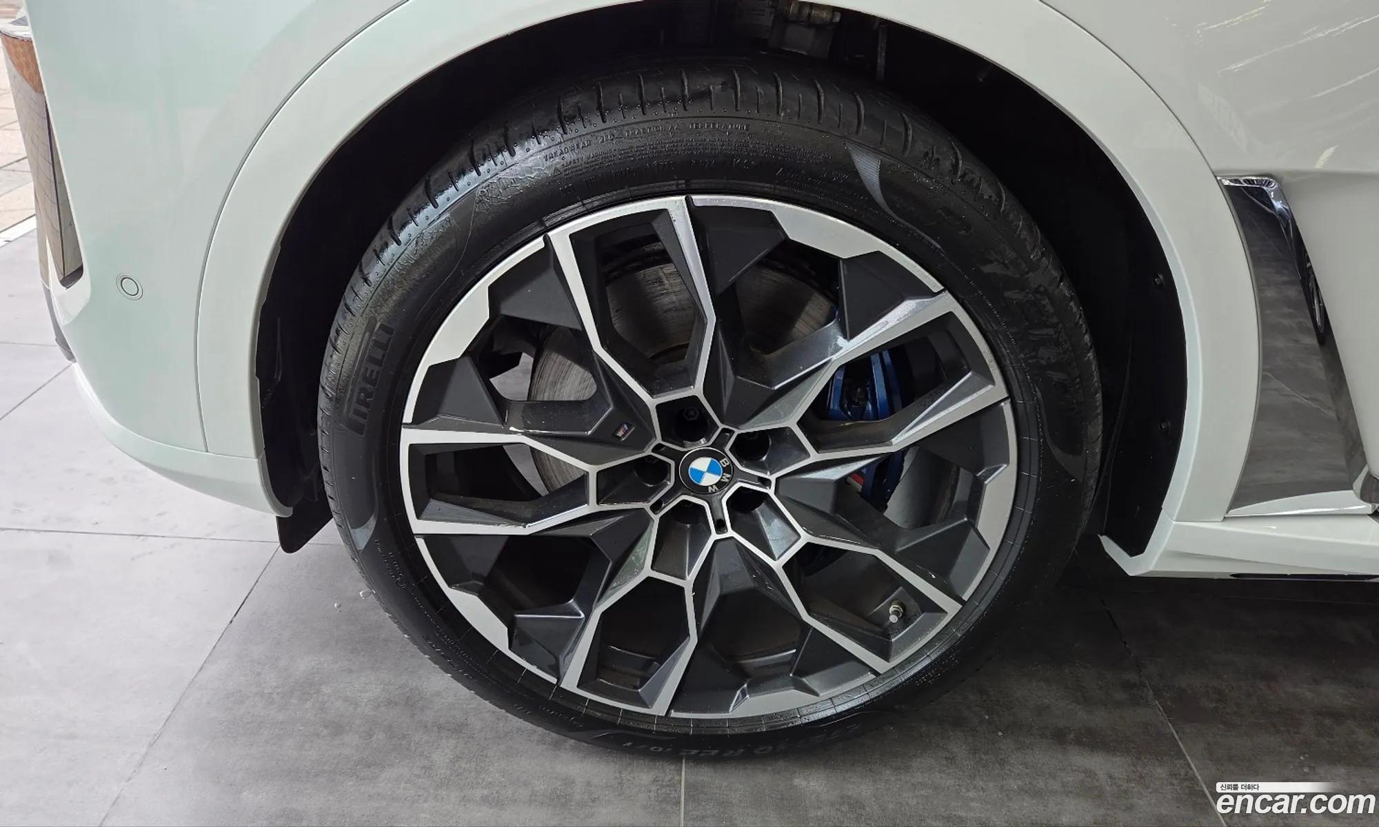 BMW X7 2025 — 3