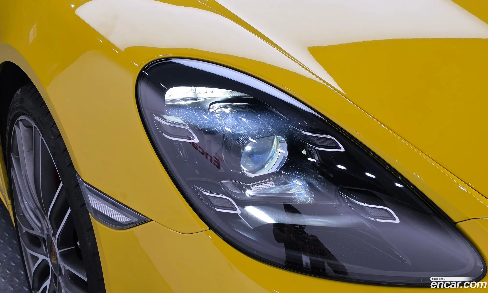 Porsche 718 Boxster 2018 WP0CB2980JS228338 — 6