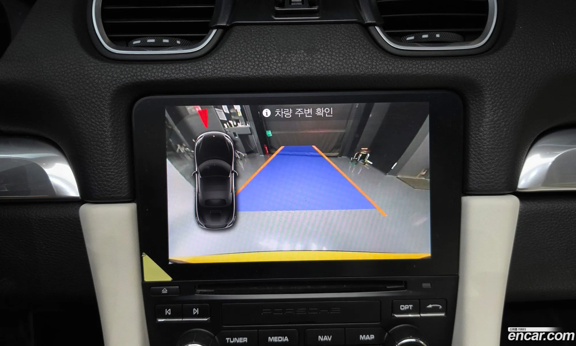 Porsche 718 Boxster 2018 WP0CB2980JS228338 — 18