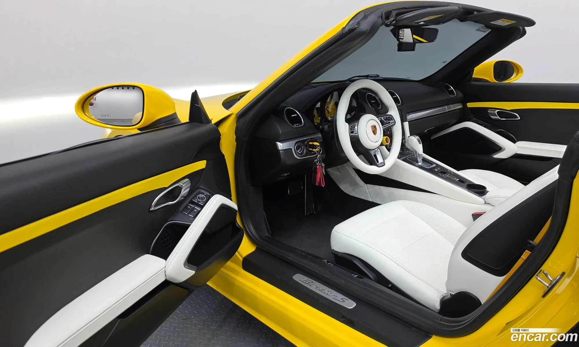 Porsche 718 Boxster 2018 WP0CB2980JS228338 — 17