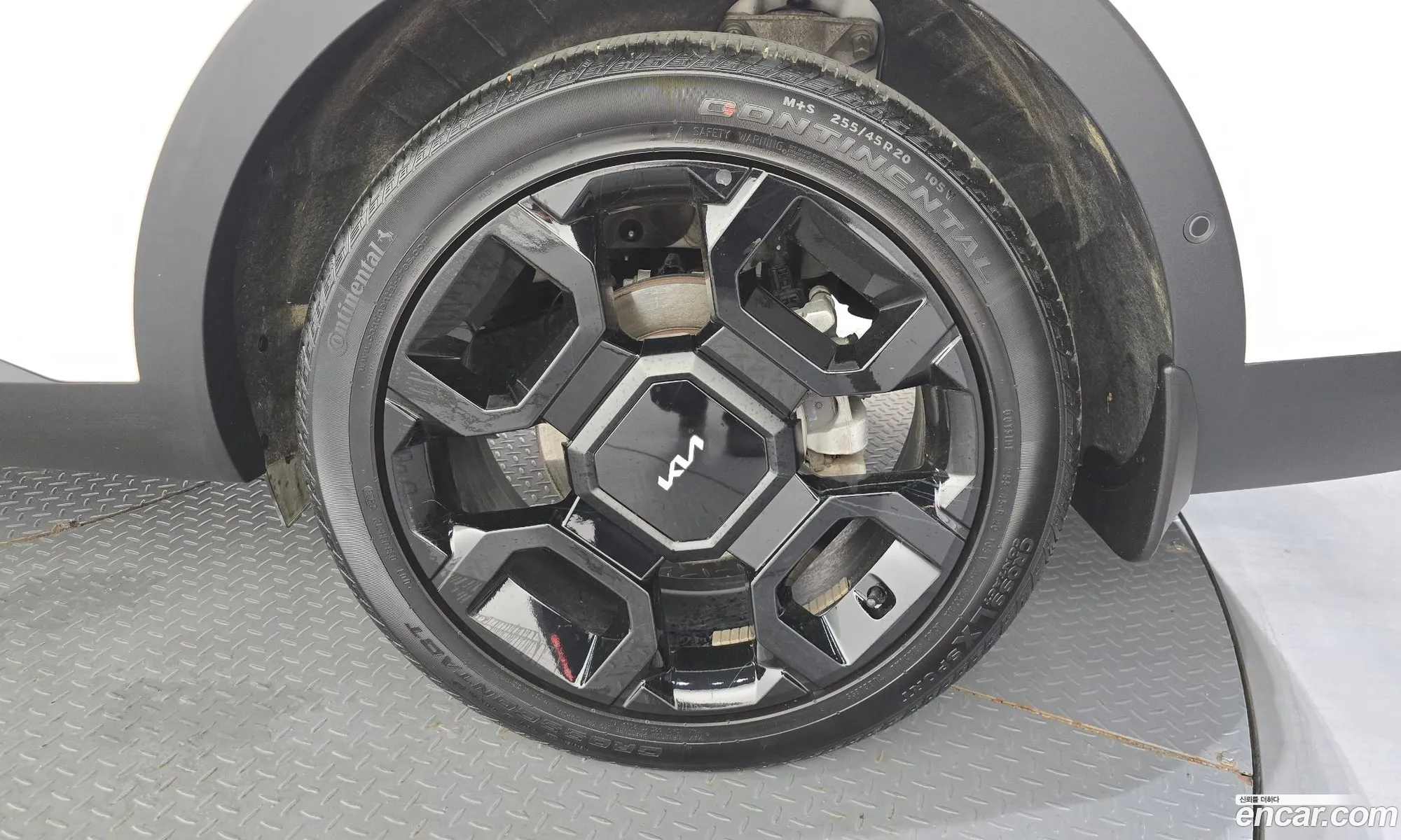 Kia Sorento 2023 — 14