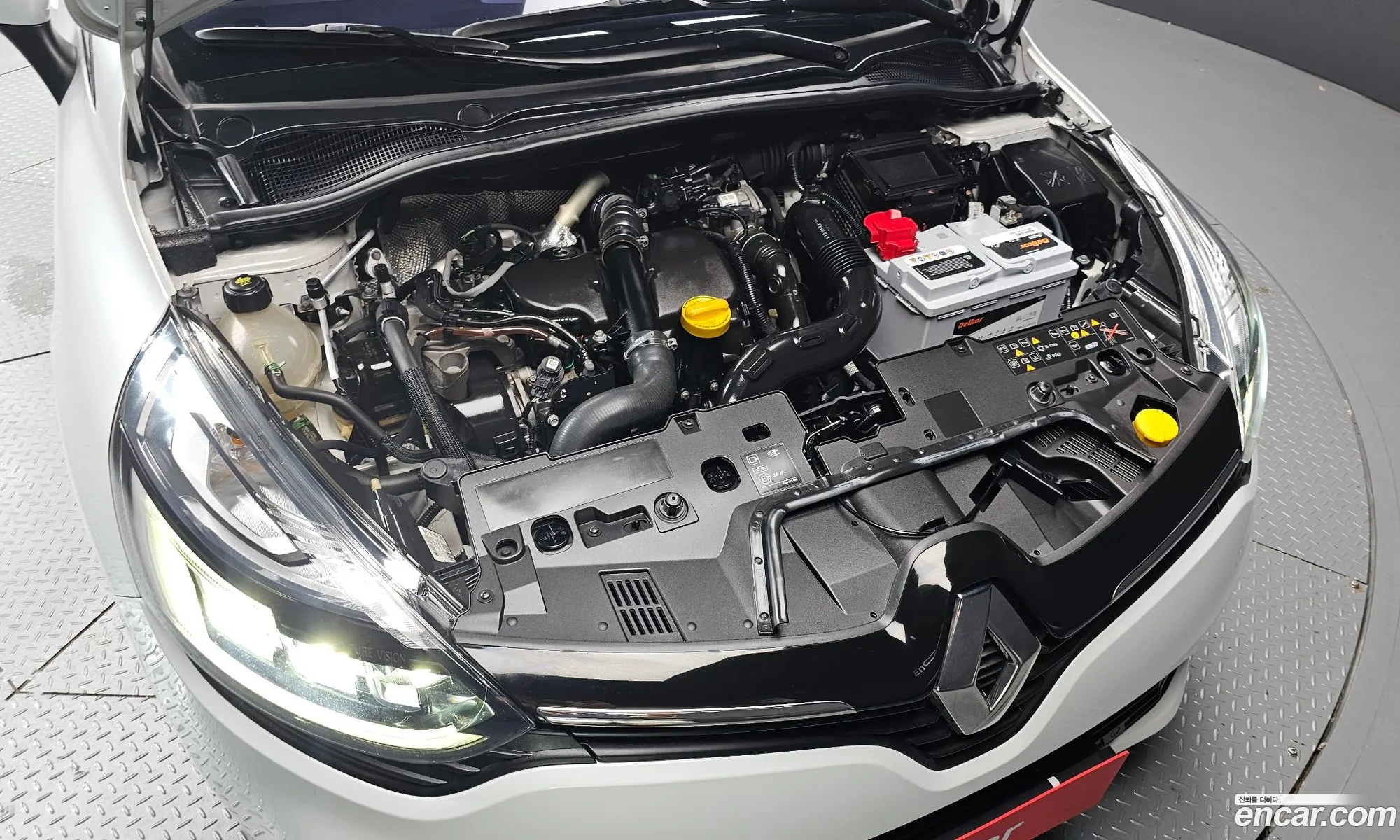 Renault Korea (Samsung) Clio 2018 — 16