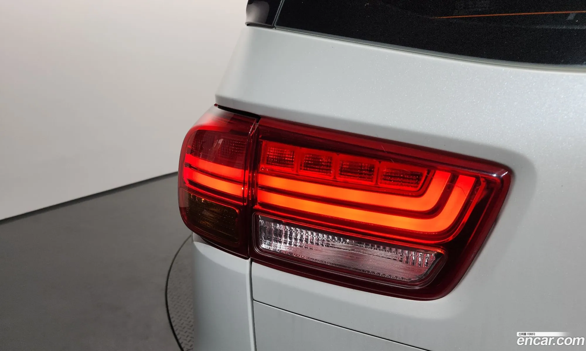 Kia Carnival 2015 — 8