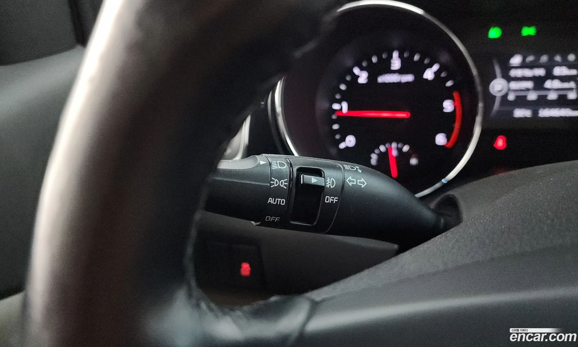 Kia Carnival 2015 — 14