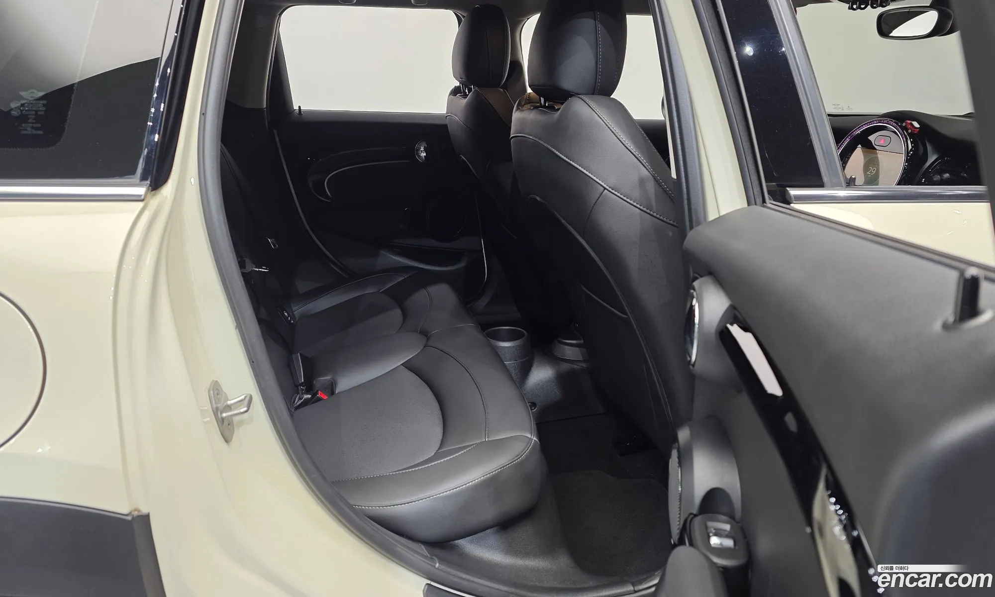 Mini Cooper 2022 WMW41DK03P2S59984 — 11