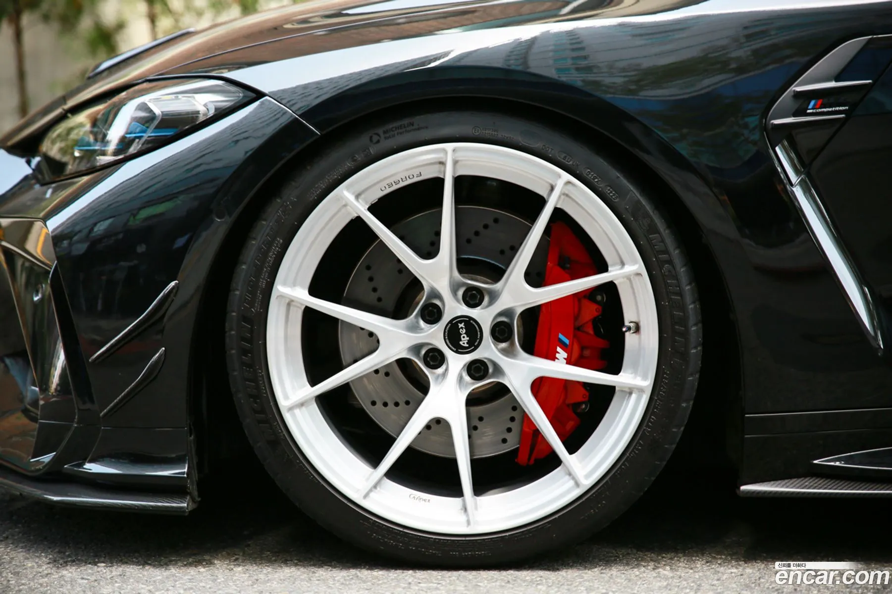BMW M4 2023 — 11