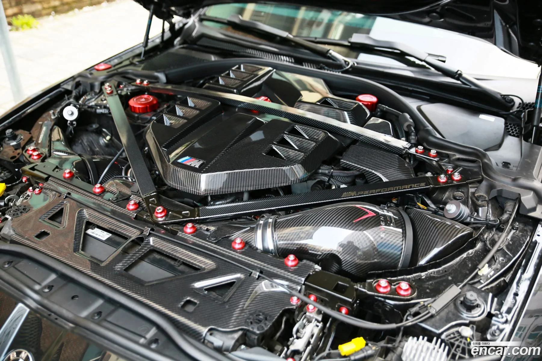 BMW M4 2023 — 6