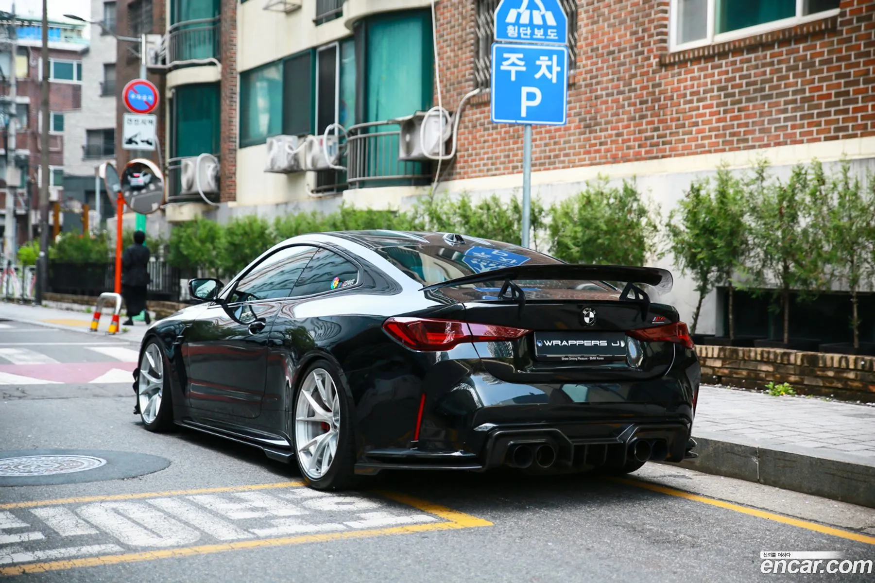 BMW M4 2023 — 12