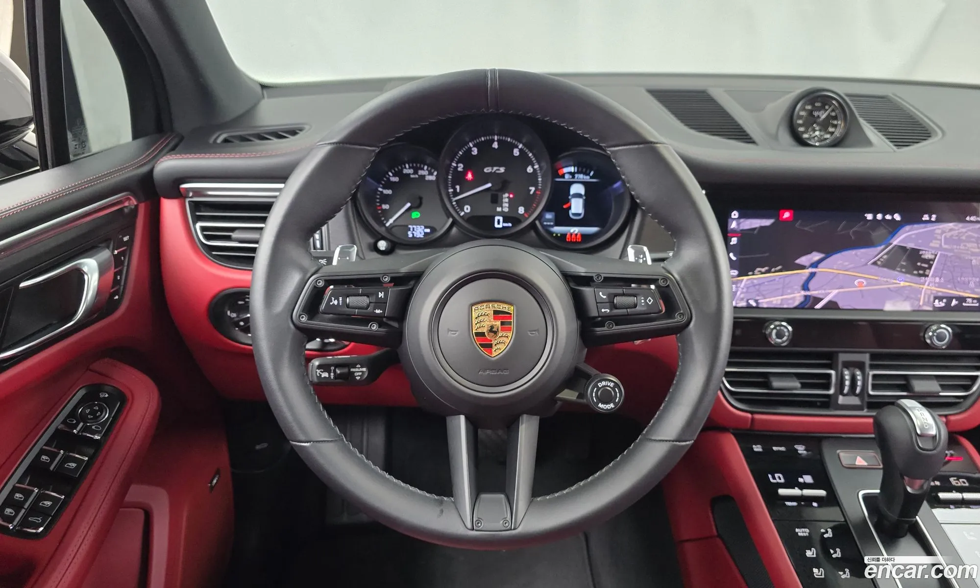 Porsche Macan 2024 WP1AF2959RLB50728 — 11