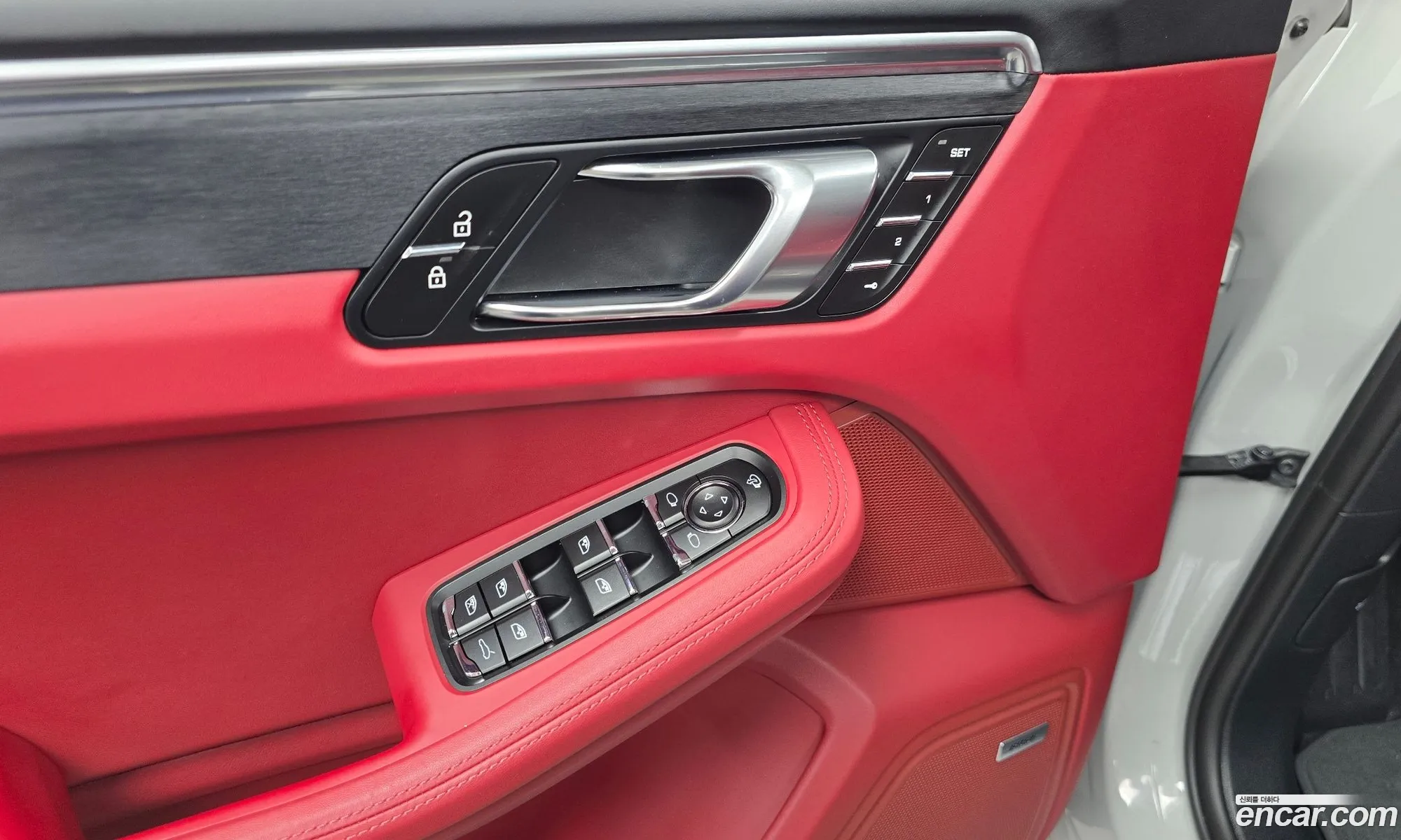 Porsche Macan 2024 WP1AF2959RLB50728 — 13