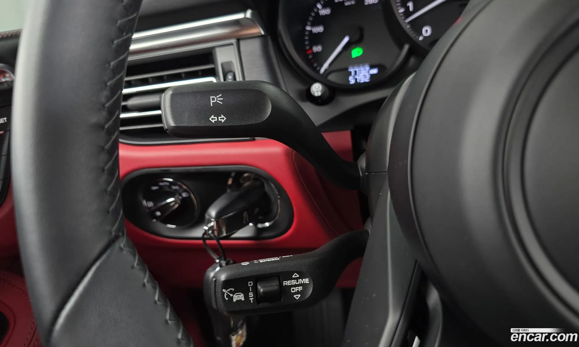 Porsche Macan 2024 WP1AF2959RLB50728 — 22