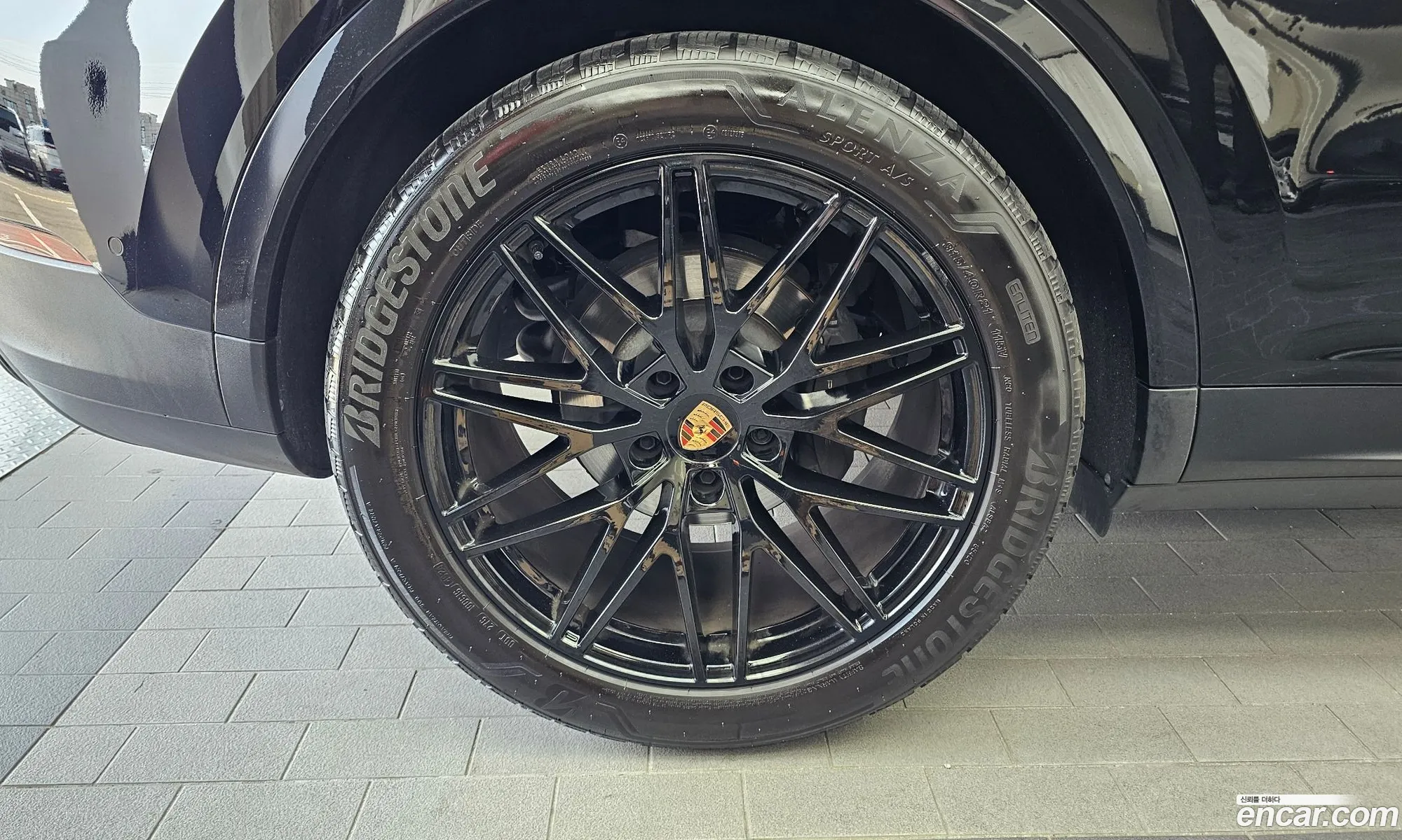 Porsche Cayenne 2025 WP1BA29Y3SDA55384 — 28