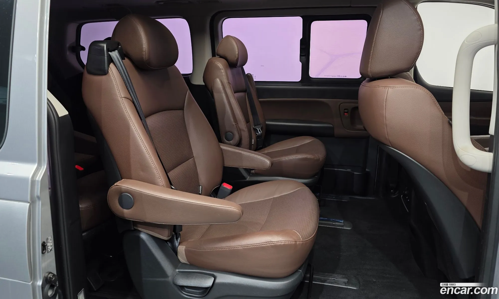 Hyundai Grand Starex 2018 — 14