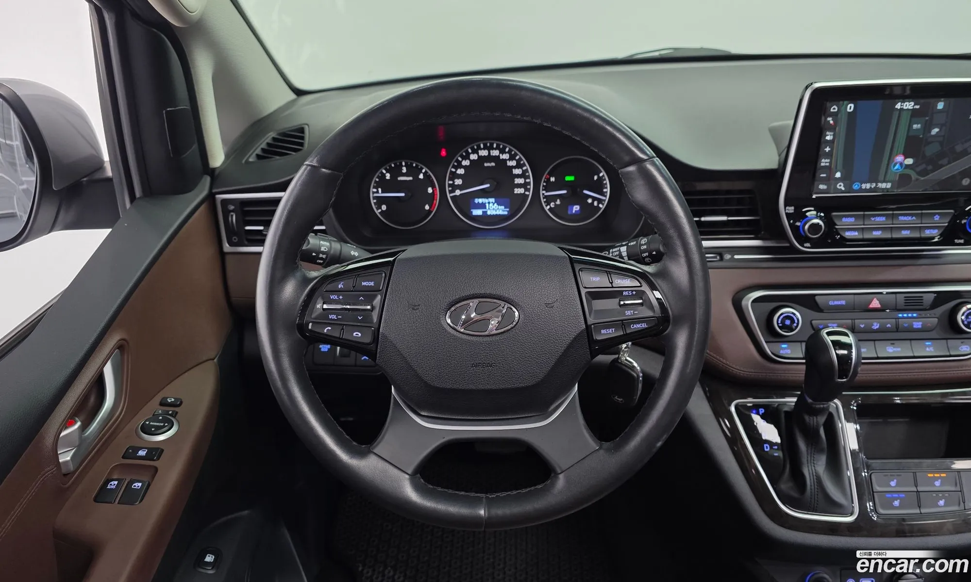 Hyundai Grand Starex 2018 — 2