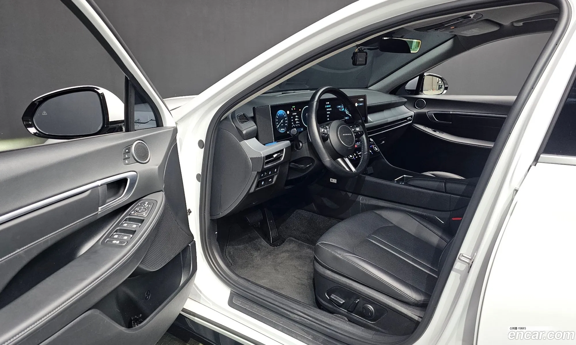 Hyundai Sonata the Edge 2023 — 16