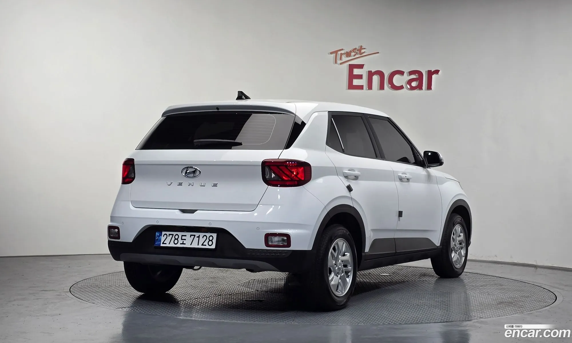 Hyundai Venue 2023 — 7