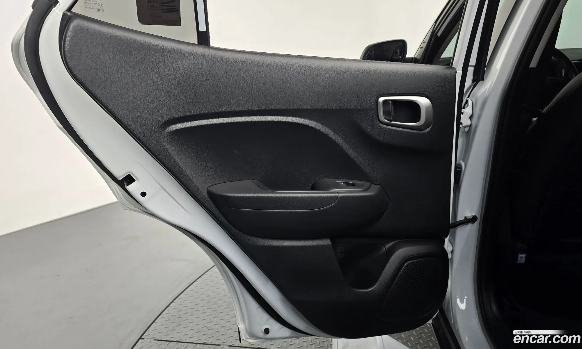 Hyundai Venue 2023 — 13
