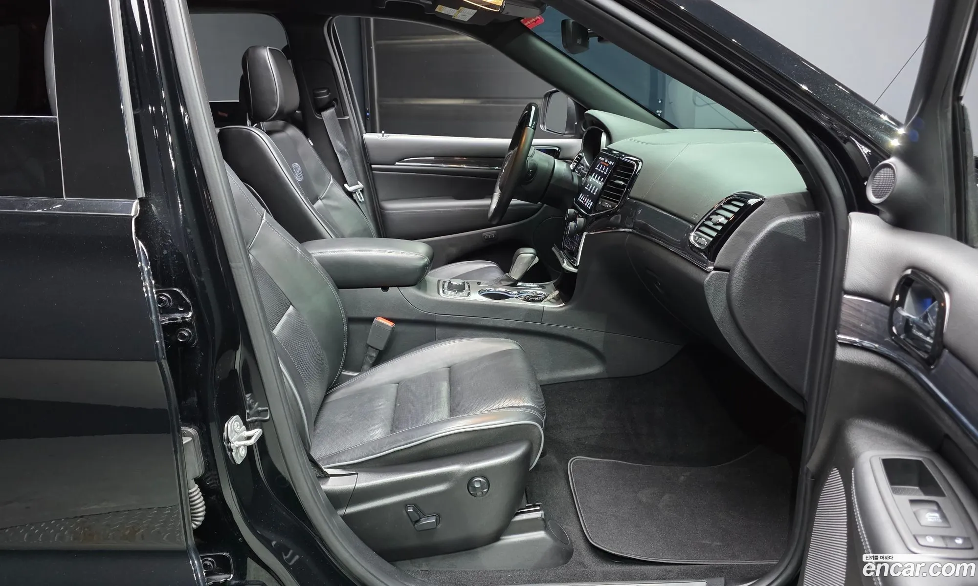Jeep Grand Cherokee 2020 — 13