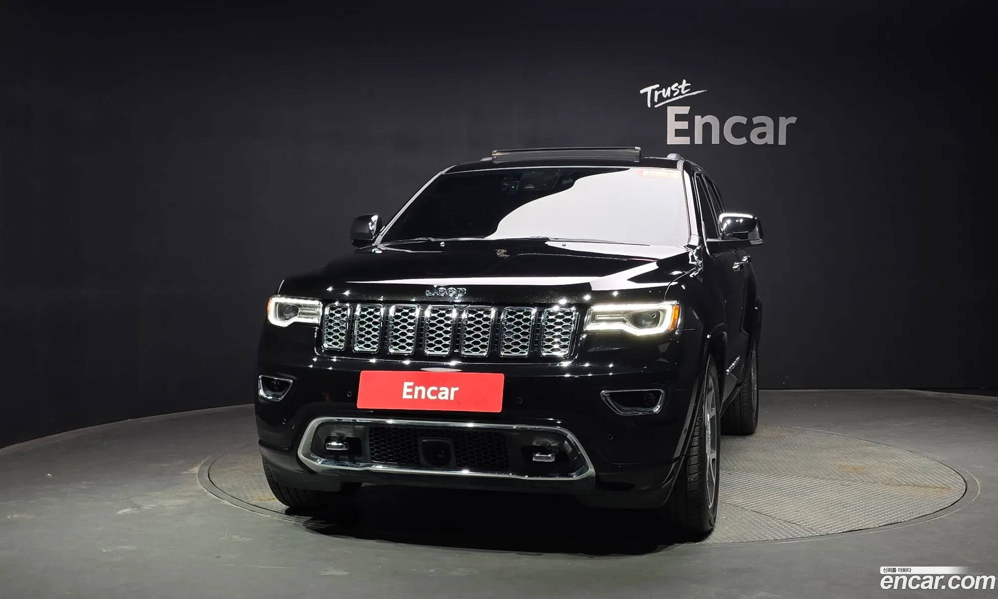 Jeep Grand Cherokee 2020 — 21