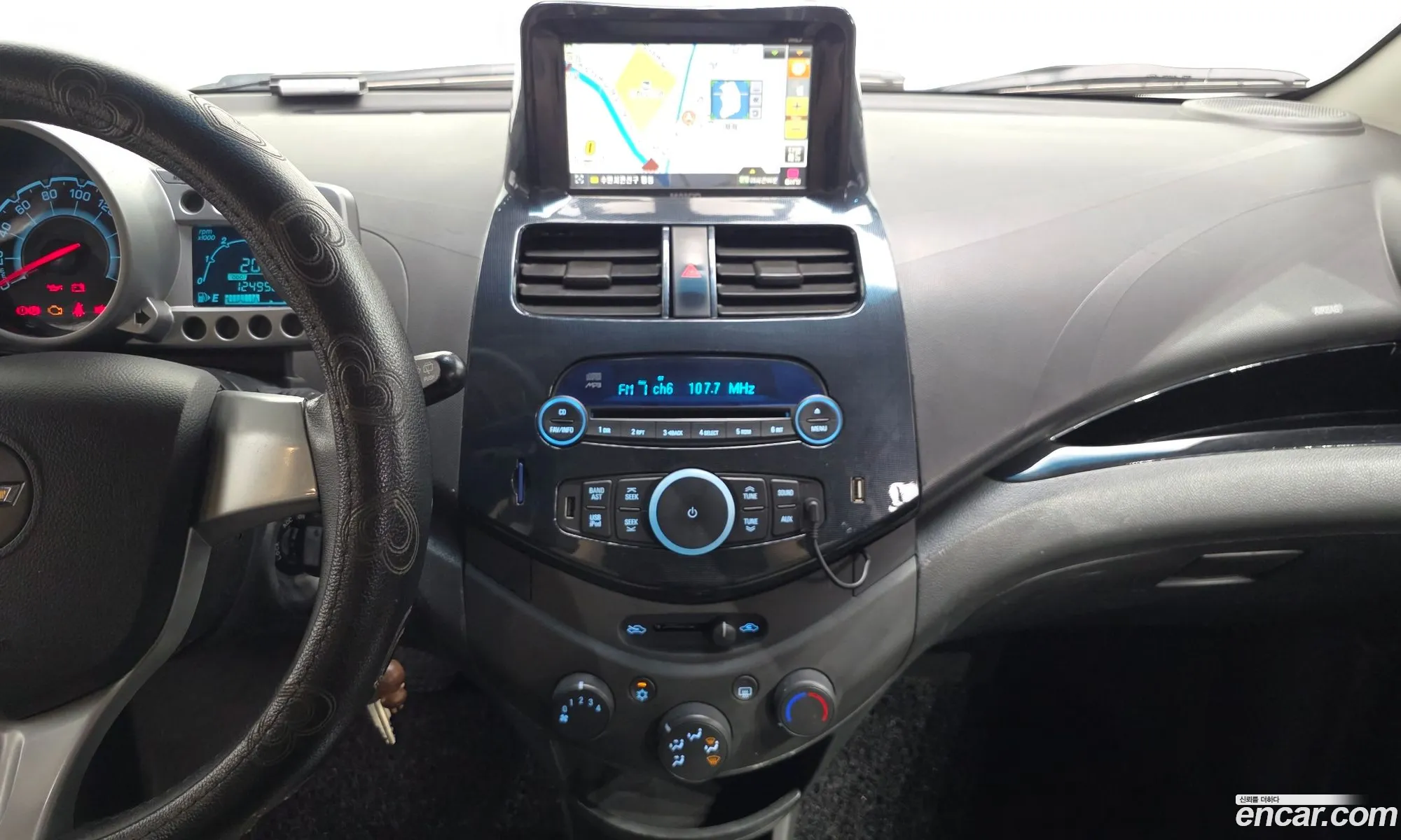 Chevrolet (GM Daewoo) Spark 2011 — 17