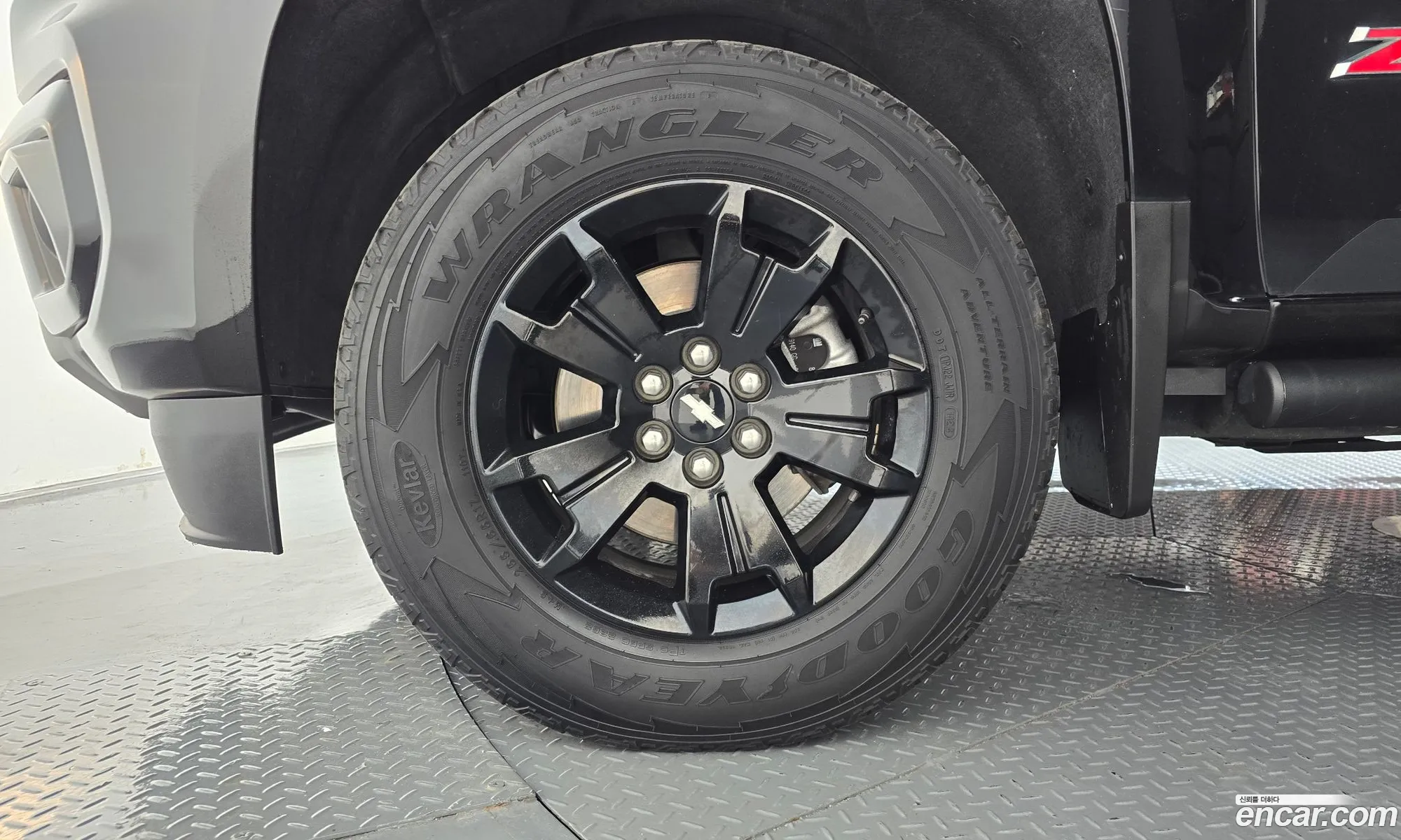 Chevrolet (GM Daewoo) Real New Colorado 2022 — 24